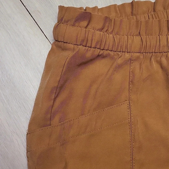 🛍Old Navy Camel Elastic Waist Drawstring Womens Shorts Size XS‎ - Picture 4 of 7